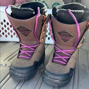Thirtytwo shifty women’s snowboard boots